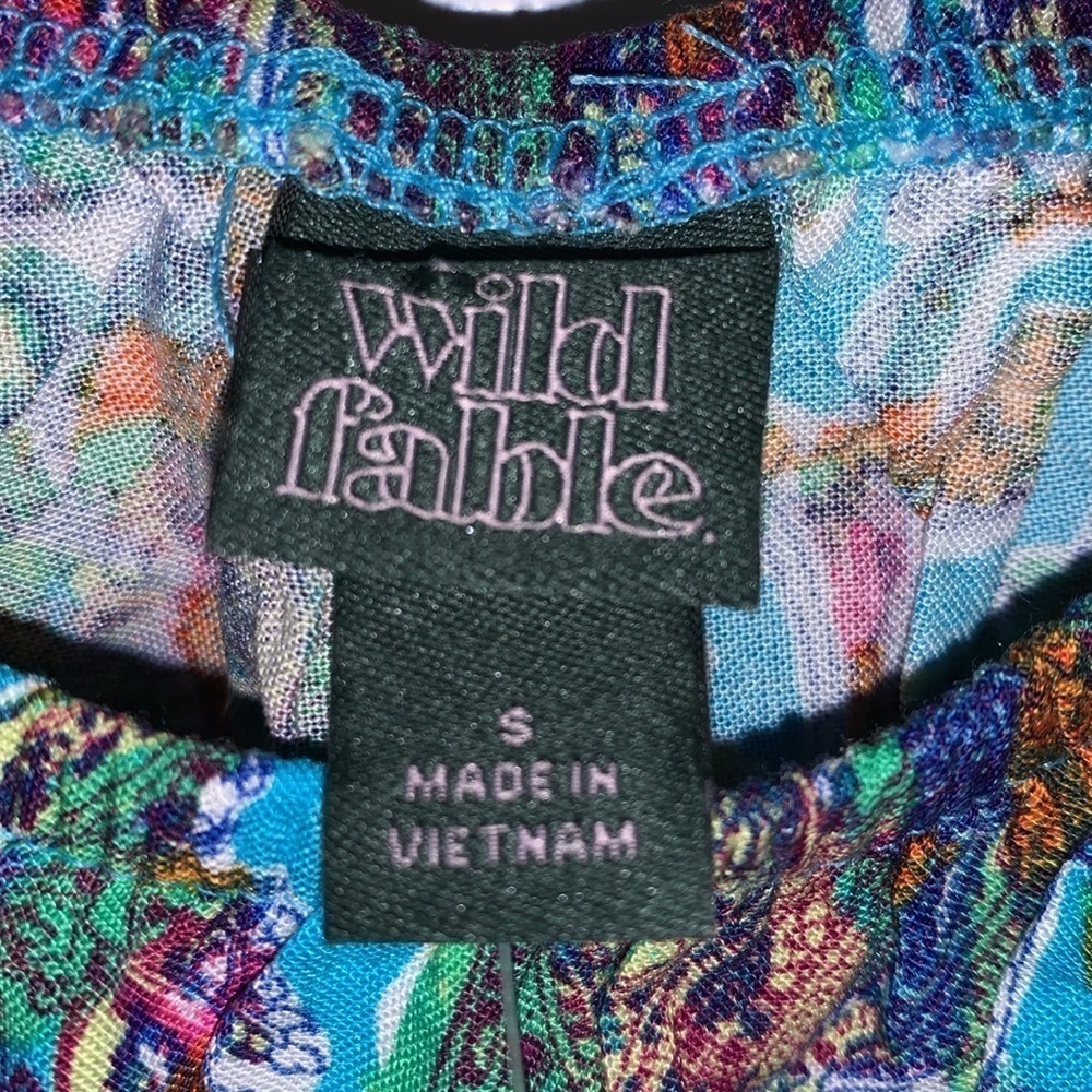 Wilde Fable Halter Crop Top Blue Paisley Womens Size Small Whimsical Boho Pretty - Picture 5 of 7